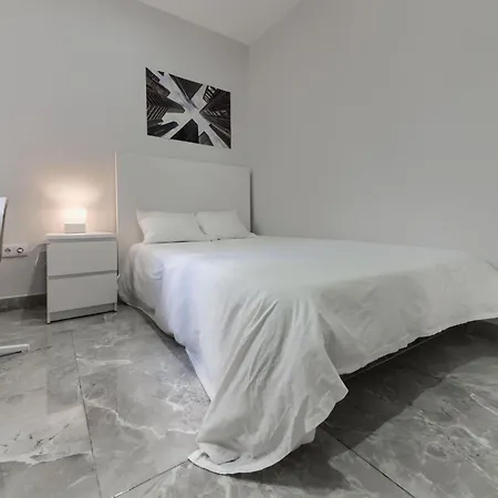Duque De Najera - Playa La Caleta Apartment *