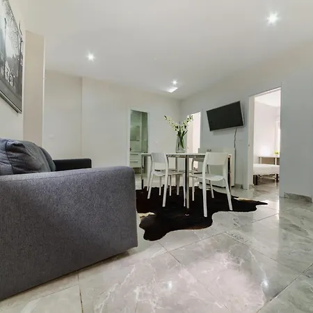 Duque De Najera - Playa La Caleta Apartment